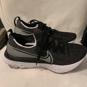 Nike react infinity running shoes